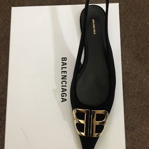 **** SOLD ***** Balenciaga knife flat velvet black
